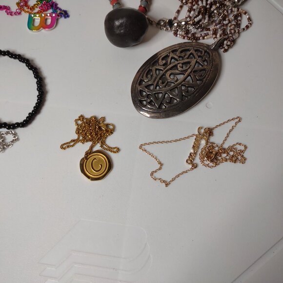 Lot Of Over 30 Pendant Necklaces - Picture 4 of 16